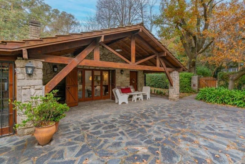 Venta Casa Chalet 5 Ambientes Bosque Peralta Ramos