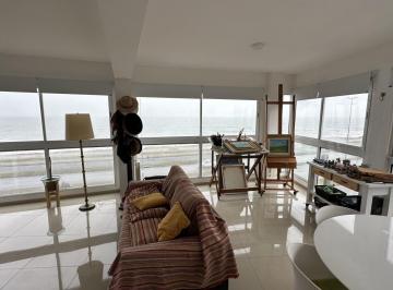 Departamento · 75m² · 3 Ambientes · 1 Cochera · Departamento 3 Ambientes con Vista Al Mar en Alquiler