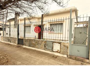 Casa · 167m² · 3 Ambientes · Oportunidad de Inversion Casa y Departamento