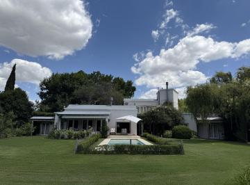 Casa · 280m² · 6 Ambientes · 2 Cocheras · Venta | Excelente Casa Chacras de Murray, Pilar | Vco Propiedades