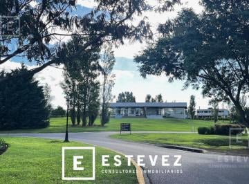 Casa · 190m² · 6 Ambientes · 2 Cocheras · Casa en Construcción en Venta