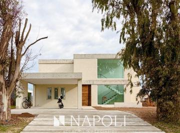 NNI-NNI-4175_2 · Venta de Casa en Lagos de San Eliseo, Canning
