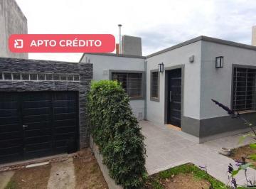 APTO CRÉDITO - La Calera.jpg · Venta Casa 2 Dorm. Pileta La Calera Córdoba
