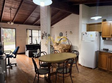 Casa · 90m² · 3 Ambientes · 1 Cochera · Casa en Venta a 50 m del Río en San Antonio
