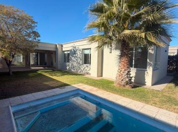 Casa de 5 ambientes, Mayor Drummond · Casa de 500 m² con 3 Dorm. en Venta en Mayor Drummond