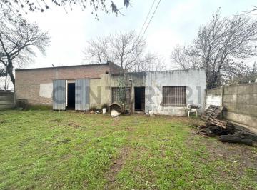 Bodega-Galpón · 130m² · Galpón con Doble Acceso - Venado Tuerto