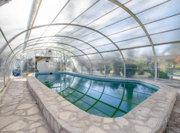 Quinta vacacional · 321m² · 4 Ambientes · 2 Cocheras · Quinta en Venta en General Rodríguez | 2 Viviendas, Quincho y Piscina Climatizada