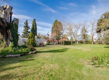 Quinta vacacional · 321m² · 4 Ambientes · 2 Cocheras · Quinta en Venta en General Rodríguez | 2 Viviendas, Quincho y Piscina Climatizada