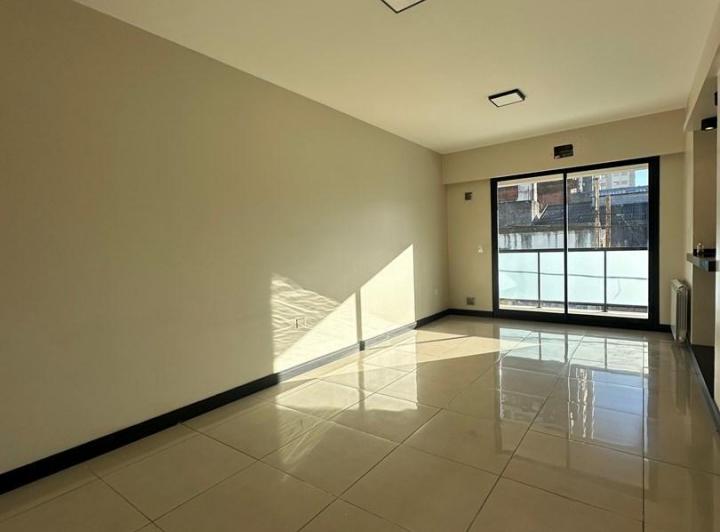 Departamento en alquiler en Temperley · 3 ambientes