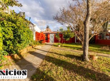 Casa de 3 ambientes, Mar de Ajó · Hermosa Casa en Barrio Tranquilo - C1123