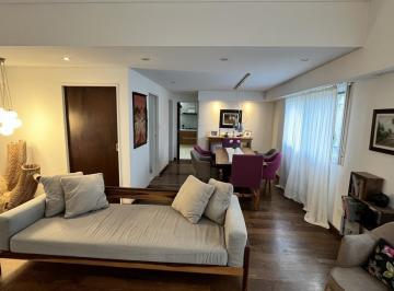 Casa · 230m² · 4 Ambientes · 1 Cochera · Casa en Venta - Belgrano Chico - 3 Dorm. - Jardín y Terraza