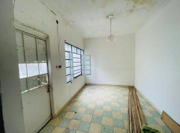 Casa · 53m² · 2 Ambientes · 1 Cochera · Casa en Venta a Refaccionar 1 Dorm Patio La Plata