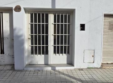 Foto · Local Comercial 20 m² con Baño Padre Luis Monti 3744
