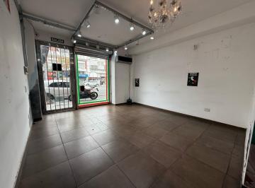 Local comercial · 25m² · Local Comercial en Av Triunvirato