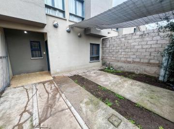 Casa · 90m² · 5 Ambientes · 1 Cochera · Venta | Dúplex en Alto Comedero