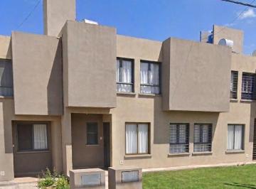 Casa · 90m² · 5 Ambientes · 1 Cochera · Venta | Dúplex en Alto Comedero