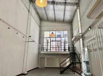 Depósito · 200m² · 2 Ambientes · Local en Las Cañitas
