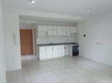Departamento · 30m² · 1 Ambiente · Av San Martin 5795 Piso 1º a - Alquiler Monoambiente Apto Profesional