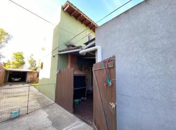 Casa · 230m² · 6 Ambientes · 2 Cocheras · Casa en Venta La Plata + Duplex con Parque + Taller