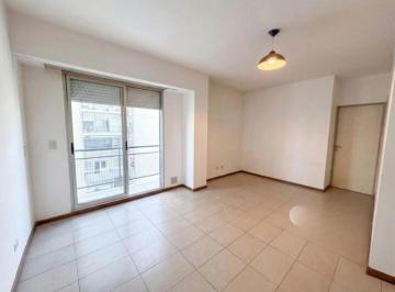 Departamento · 42m² · 2 Ambientes · Venta Departamento 2 Ambientes Frente - 2 Balcones - Apto Credito Banco y Profesional - Seguridad