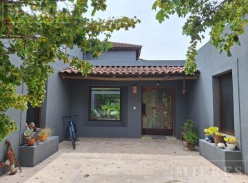 Casa · 360m² · 5 Ambientes · 3 Cocheras · Casa en Alquiler Barrio Santa María de Tigre con Salida Al Río Luján