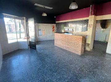 Local comercial de 4 ambientes, Lomas de Zamora · Alquiler Local Comercial Lomas de Zamora en Esquina de 100 m² Apto Todo Destino