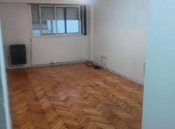 Departamento de 1 ambiente, Recoleta · Alquiler Monoambiente /1 Baño Completo /cocina Independiente.