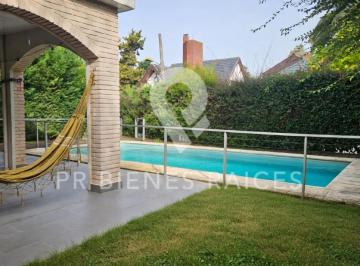 Casa · 208m² · 5 Ambientes · 1 Cochera · Casa en Venta en El Sosiego Country Golf