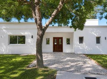 Casa · 154m² · 4 Ambientes · 1 Cochera · Casa de 4 Ambientes en Barrio Los Pilares, Pilar Apta Credito
