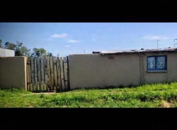 Casa de 4 ambientes, Esteban Echeverría · Se Vende Casa + Departamento y Garaje Ideal 2 Flias