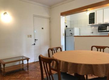 Departamento · 50m² · 2 Ambientes · Alquiler Dpto 2 Ambientes Amoblado Luminoso