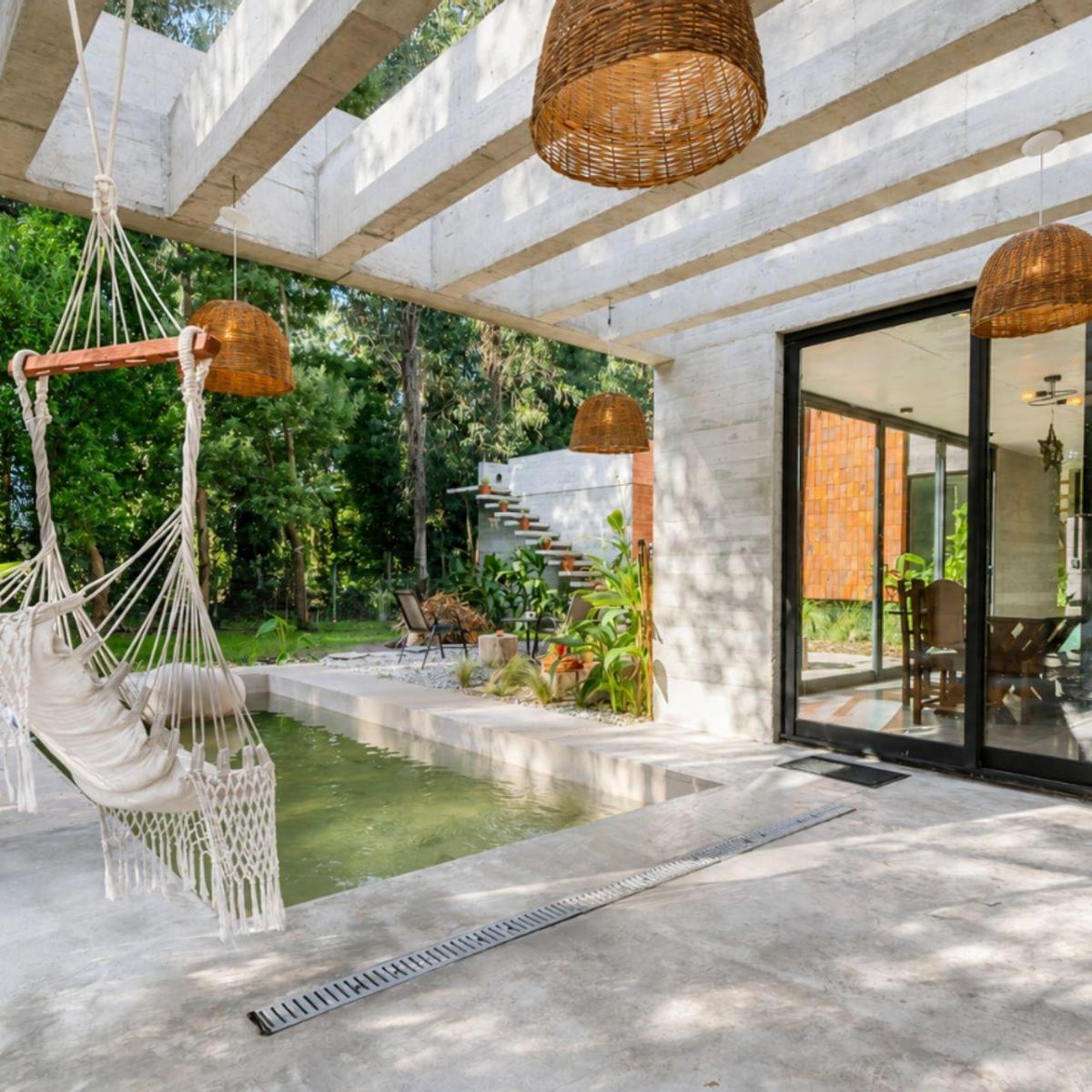 Casa moderna 4 amb, 220m² con pileta en Bosque Peralta Ramos