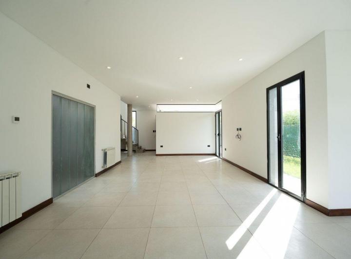Casa en alquiler en Gorina · 4 ambientes