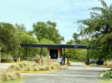 Terreno · 1368m² · Lindisimo Terreno en Venta en El Barrio Cerrado Medal Country Club, Pilar