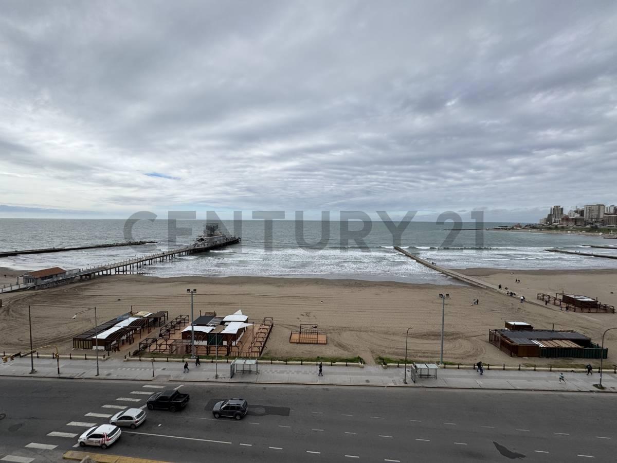 Departamento 2 amb, 40m² en 7° piso con vista al mar — Plaza Colón