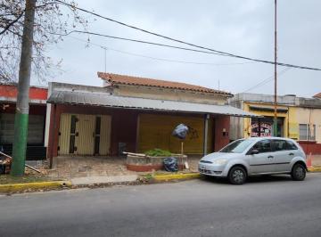 Casa · 118m² · 3 Ambientes · 1 Cochera · Venta Local con Vivienda en Llavallol Lomas de Zamora