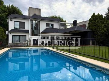 Casa · 285m² · 5 Ambientes · 1 Cochera · Casa en Venta - Club de Campo San Patricio - Moreno