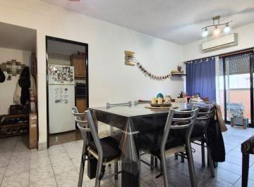 Departamento · 43m² · 2 Ambientes · 1 Cochera · Departamento en Venta en Sáenz Peña, Tres de Febrero, G. B. a. Zona Oeste