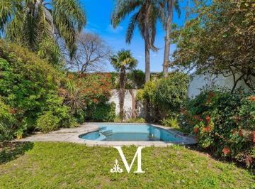 Casa · 410m² · 6 Ambientes · 3 Cocheras · Venta Divina Casa - 410 m² - 8.66x40 - Pileta - Jardin - Belgrano R
