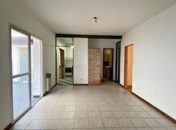 PH de 5 ambientes, Villa Luro · PH en Venta en Villa Luro · 5 Ambientes, 4 Dorm. · Patio y Terraza · 2 Plantas