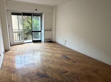 Departamento de 3 ambientes, Recoleta · Venta | Recoleta | 3 Ambientes con Dependencia | Balcón | Patio | Muy Buena Ubicación