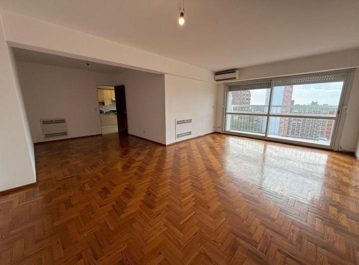 Departamento · 118m² · 5 Ambientes · 1 Cochera