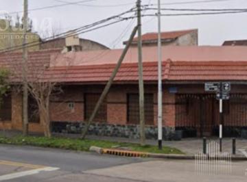 Casa · 120m² · 4 Ambientes · 2 Cocheras · Casa 4 Ambientes en Venta en Villa Domínico
