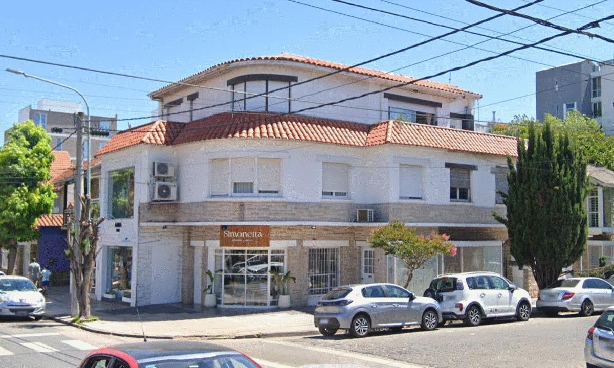 PH 3 amb, 160m² con terraza y vista lateral al mar — Playa Grande