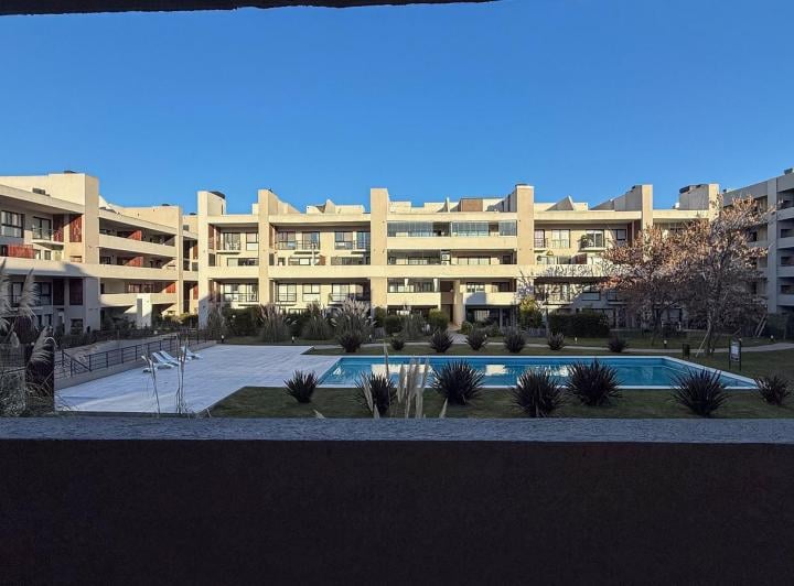 Departamento · 77m² · 3 Ambientes · 2 Cocheras