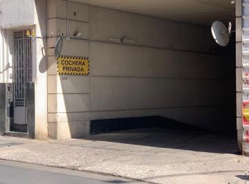 Garage , Córdoba · Cochera en Ayacucho 336