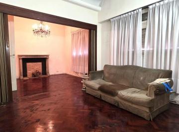 PH · 53m² · 3 Ambientes · PH en Flores. Gran Potencial! con Terraza!