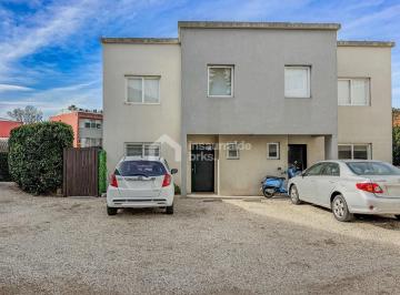 Casa · 116m² · 4 Ambientes · 1 Cochera · Casa Dúplex 4 Ambientes en Venta en Rincón de Milberg, Tigre. Piscina y Gran Jardin! Acceso Tigre!