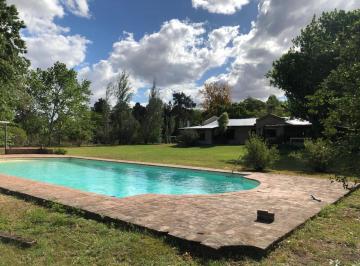 Casa de 5 ambientes, Pilar · Vendo Casa con Pileta y Gran Parque