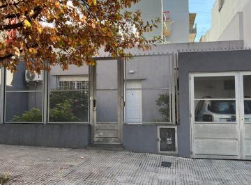 Casa de 4 ambientes, Villa Lugano · Venta Casa con Jardin, Patio y Terraza/garage/ Lote Propio/ Todo Luz